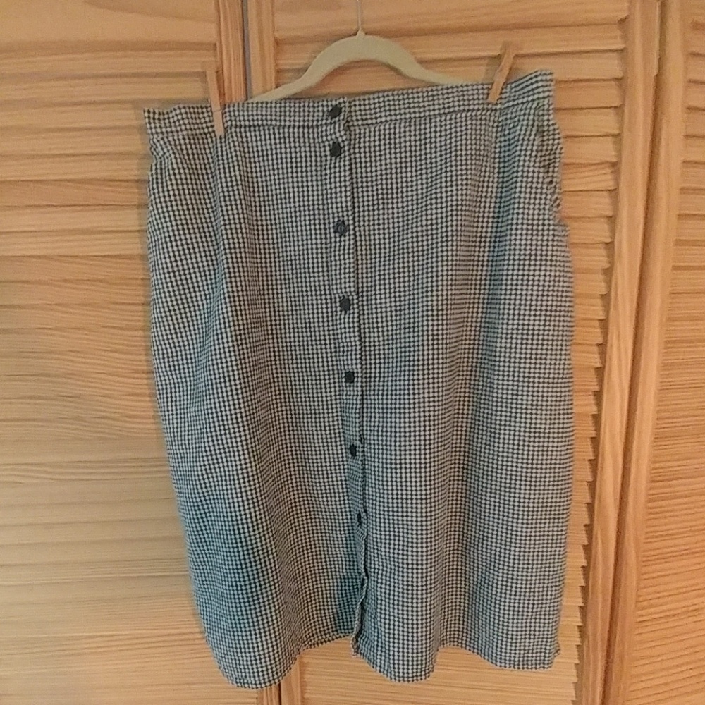 🐢Coldwater Creek - skirt